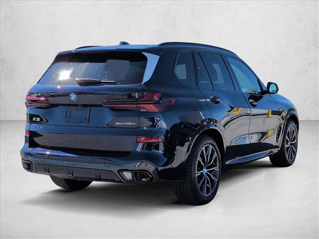 New 2026 BMW X5 xDrive50e image 2