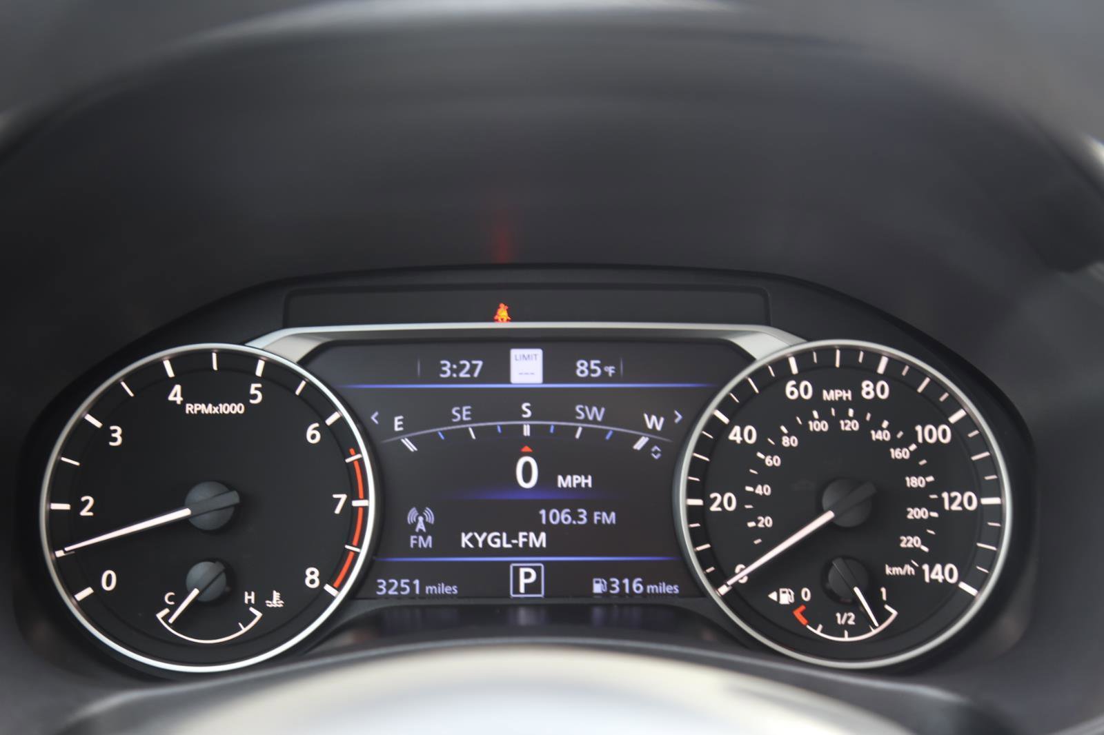 Used 2025 Nissan Altima 2.5 SL FWD image 8