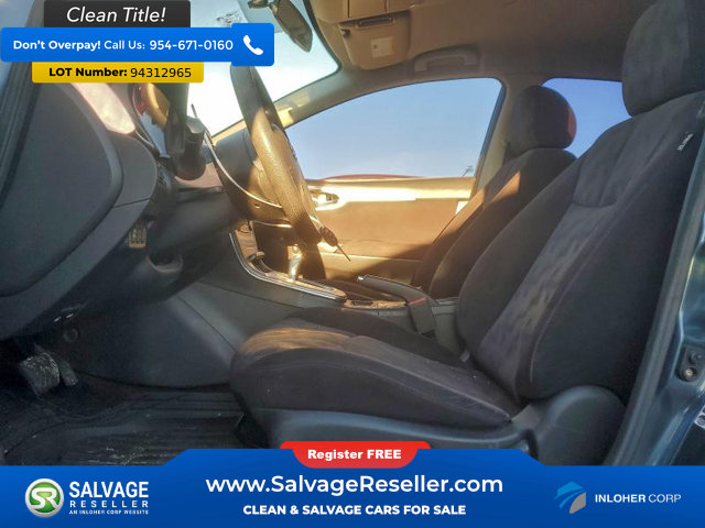Used 2013 Nissan Sentra FE+ SV FWD image 9