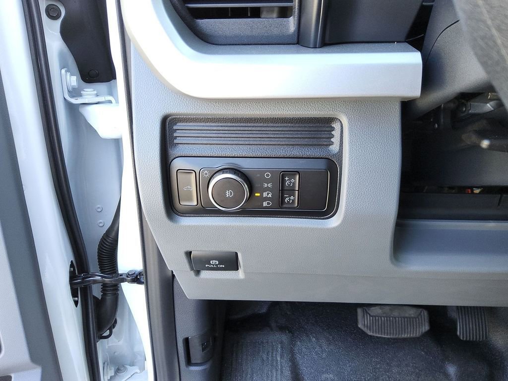 New 2025 Ford F450 XL w/ XL Chrome Package image 8