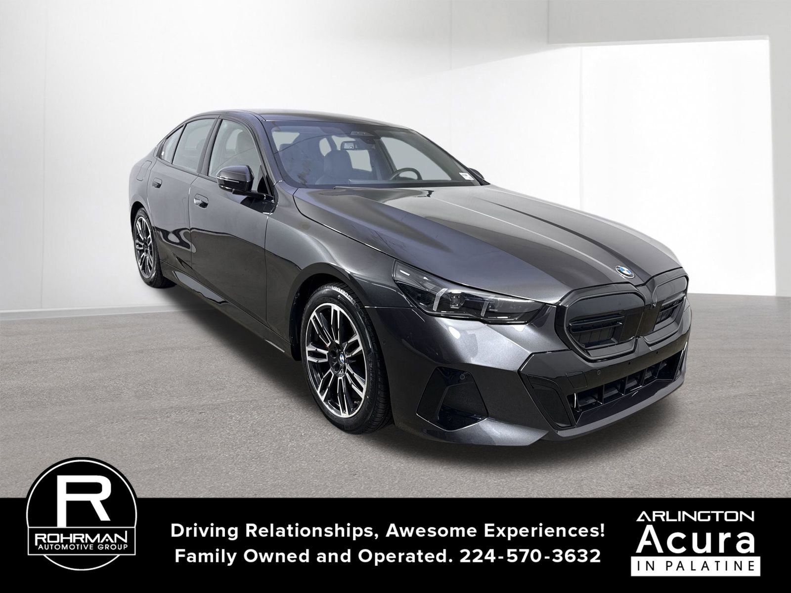 Used 2026 BMW 530i xDrive AWD/4WD image 3