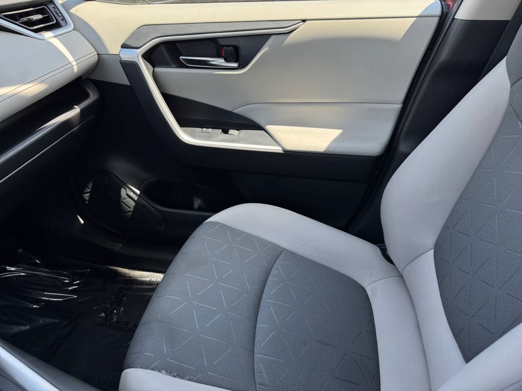 Certified 2023 Toyota RAV4 XLE w/ Convenience Package AWD/4WD image 30