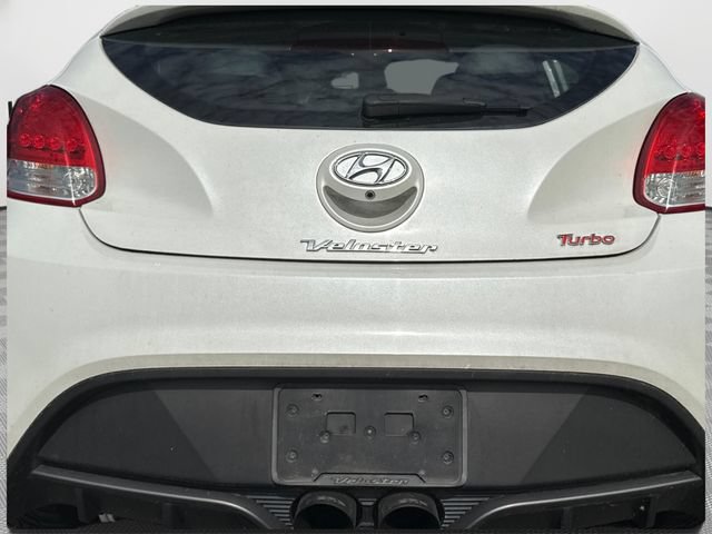Used 2015 Hyundai Veloster Turbo FWD image 16
