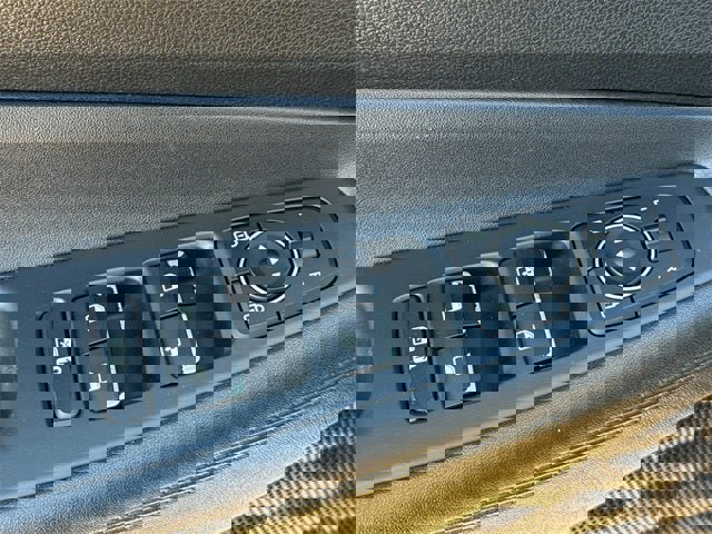 Used 2021 Hyundai Santa Fe SEL image 20