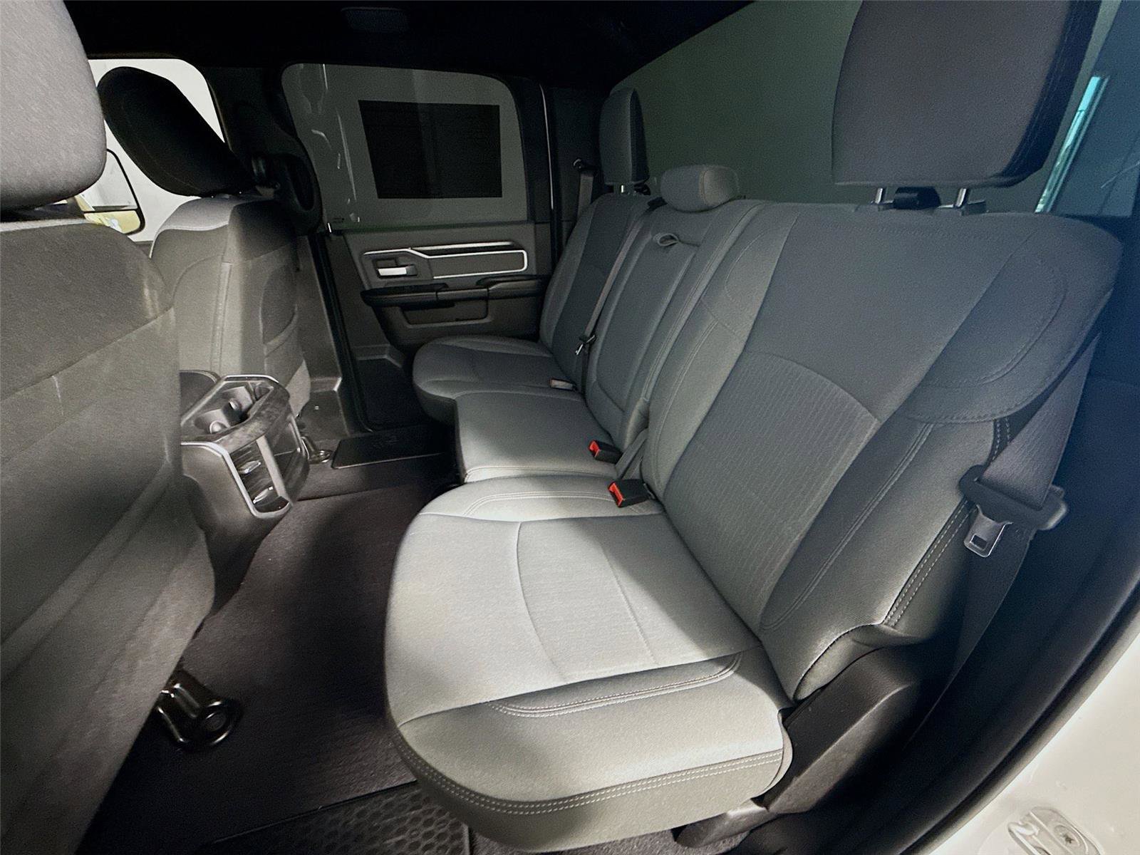 Used 2022 RAM 3500 Big Horn w/ Safety Group B image 8