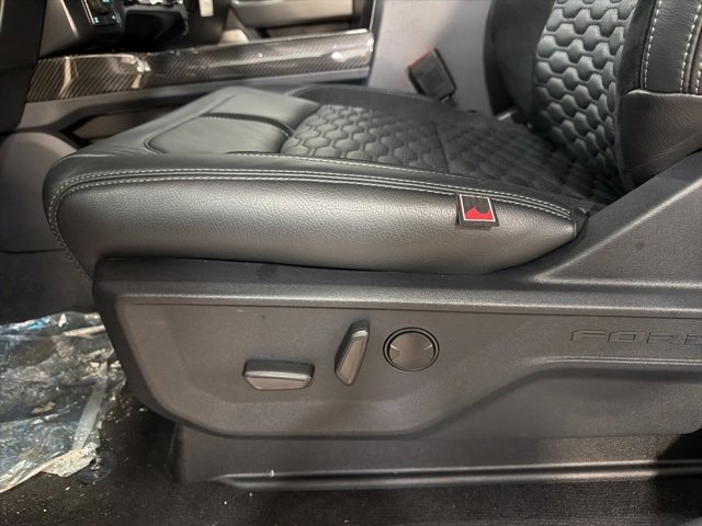 New 2026 Ford F350 Lariat w/ Black Appearance Package image 23