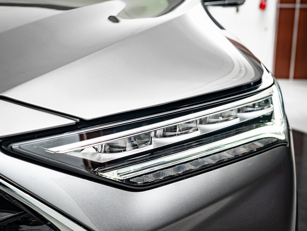 Used 2025 Acura MDX SH-AWD w/ Technology Package image 15