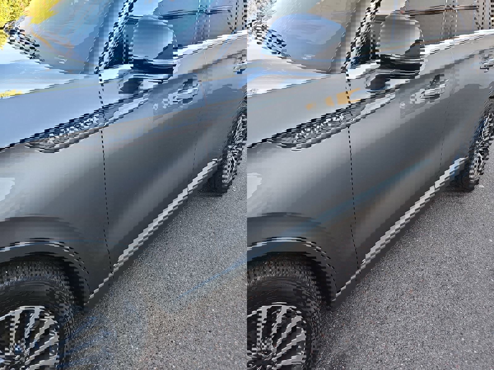 Used 2021 Lincoln Aviator Reserve w/ Equipment Group 201A image 23