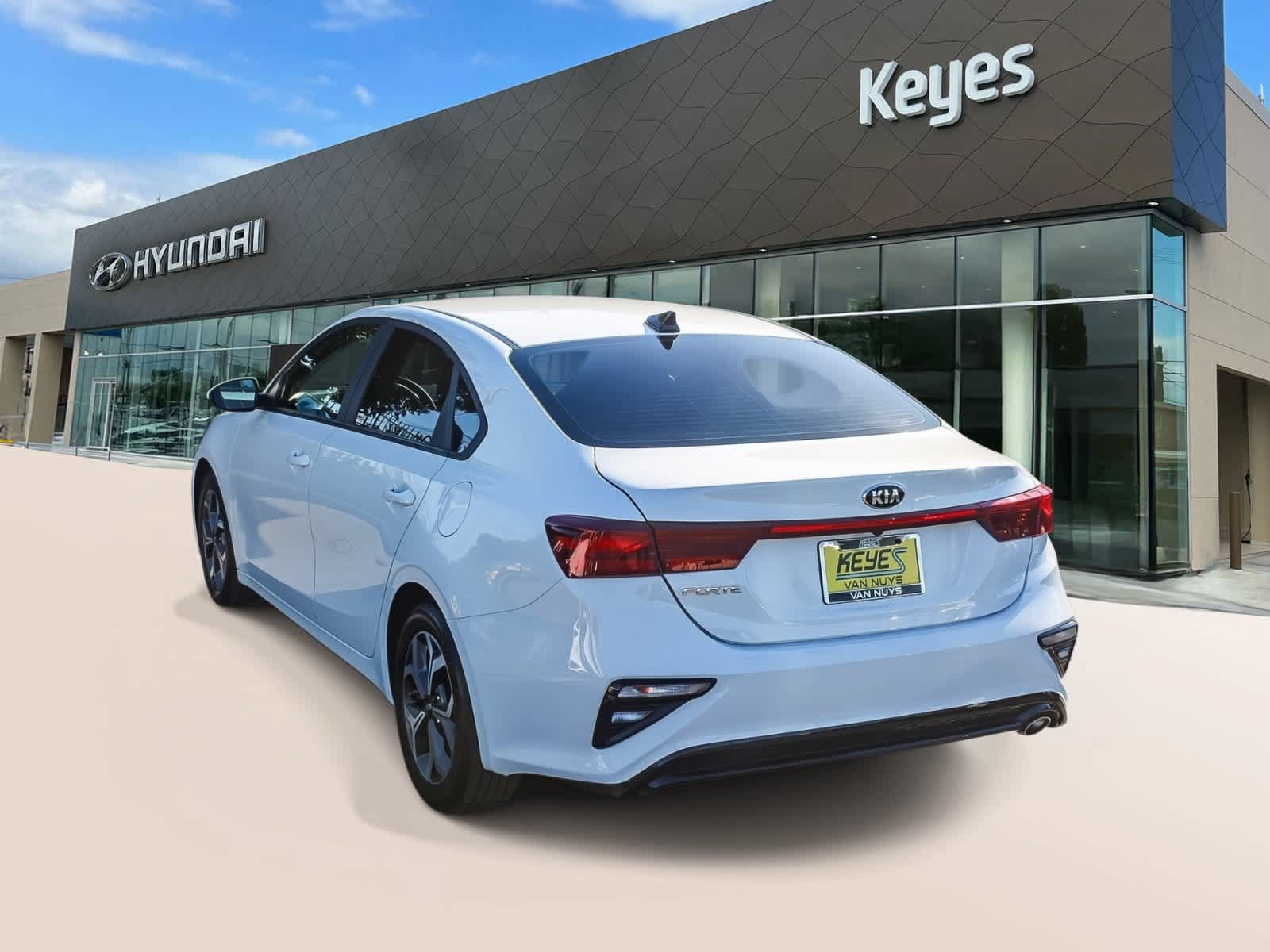 Used 2020 Kia Forte LXS FWD image 7