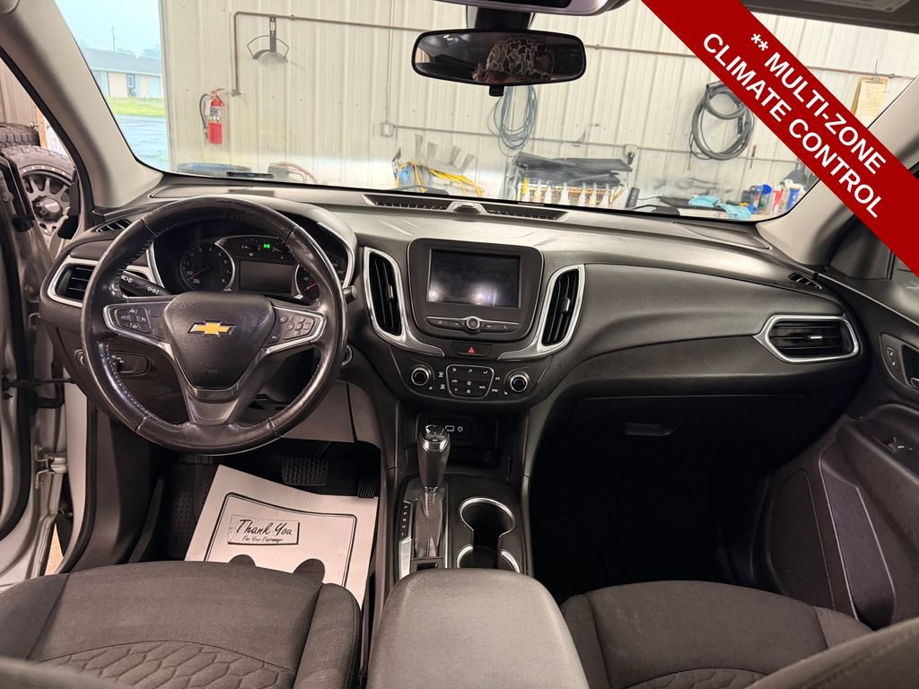 Used 2019 Chevrolet Equinox LT FWD image 16