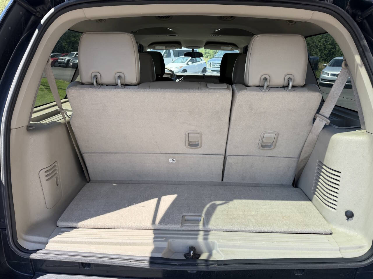 Used 2010 Ford Expedition XLT AWD/4WD image 14