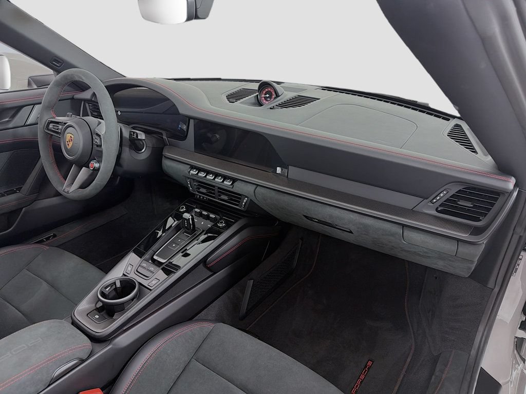 Certified 2026 Porsche 911 Targa 4 GTS AWD/4WD image 34