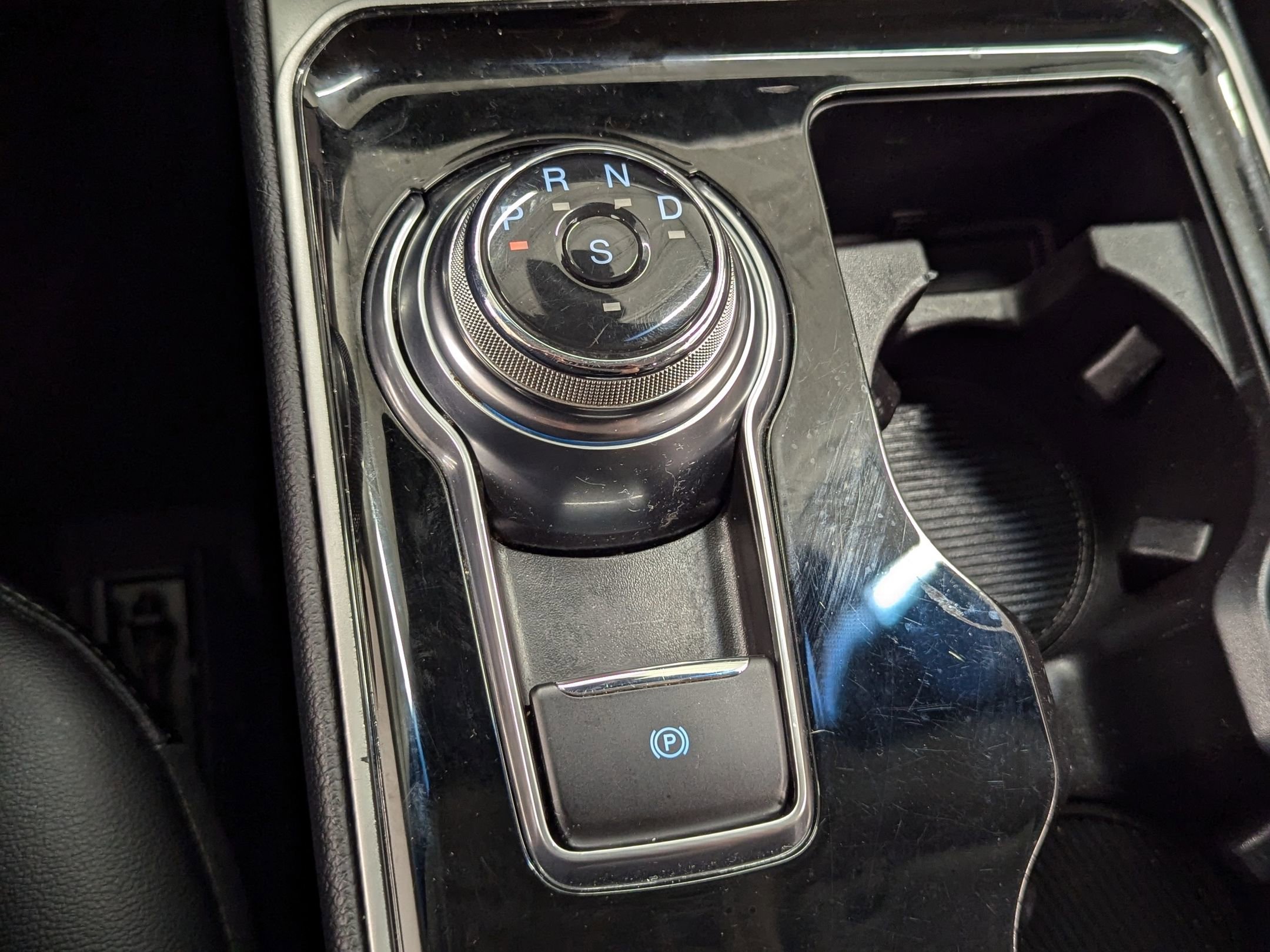 Used 2019 Ford Edge SEL w/ Equipment Group 201A image 13