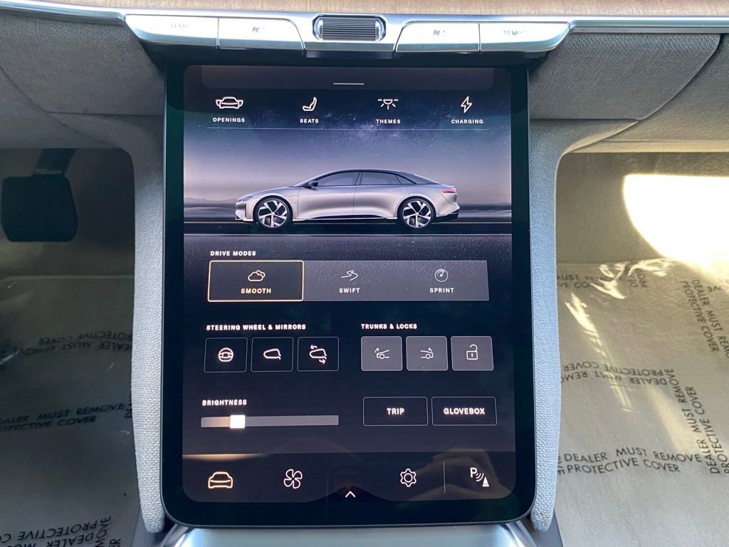 Used 2023 Lucid Air Touring image 28