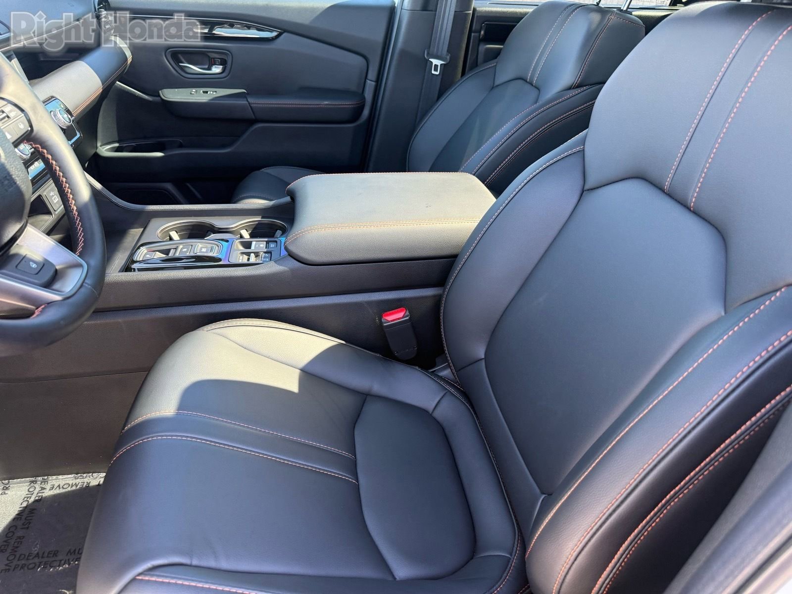 Certified 2025 Honda Pilot TrailSport image 14