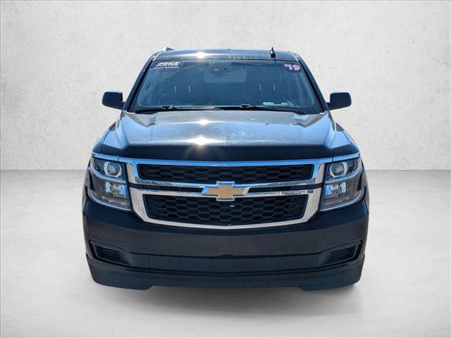 Used 2019 Chevrolet Suburban LT image 2