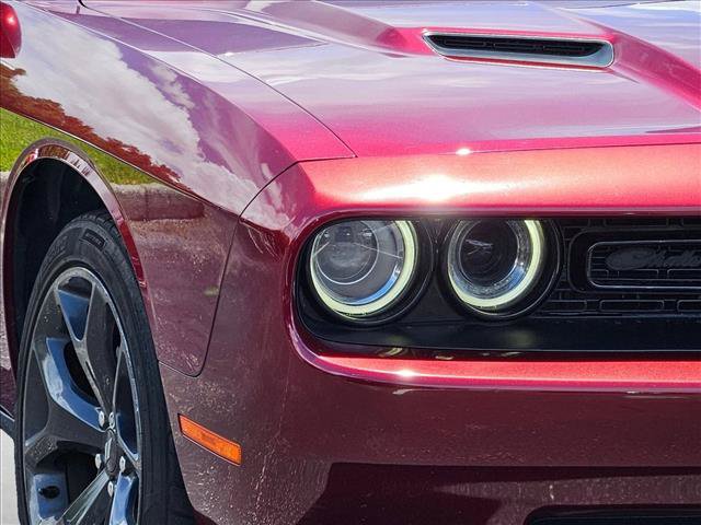 Used 2020 Dodge Challenger SXT w/ Blacktop Package RWD image 4