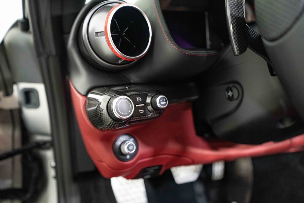 Certified 2022 Ferrari 812 GTS RWD image 37