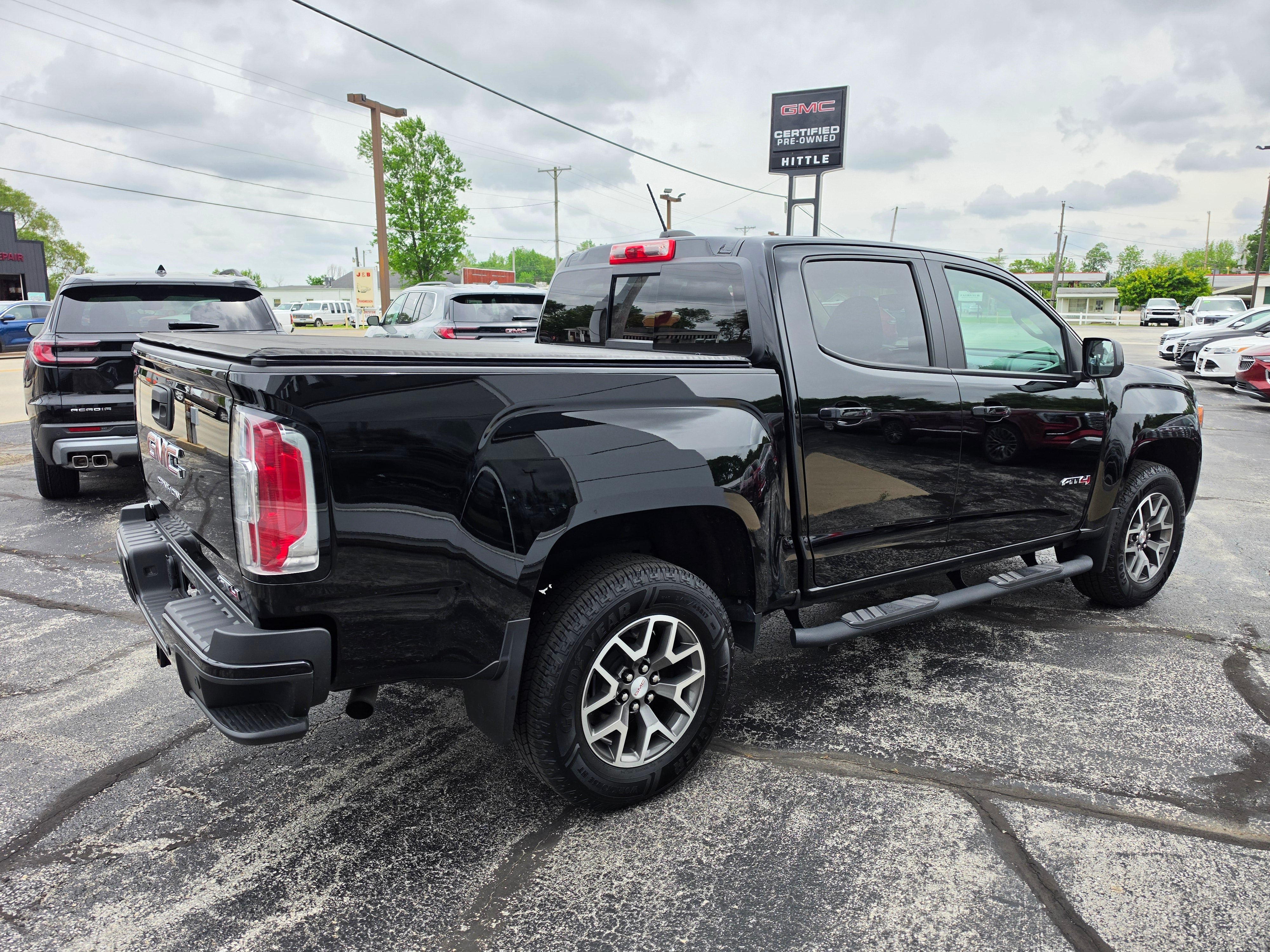 Used 2021 GMC Canyon AT4 w/ Driver Alert Package AWD/4WD image 4