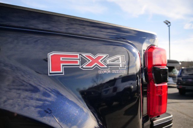 Used 2025 Ford F450 Platinum w/ FX4 Off-Road Package image 48