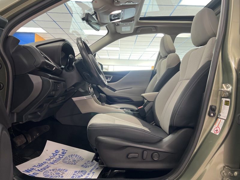 Used 2019 Subaru Forester Premium AWD/4WD image 19