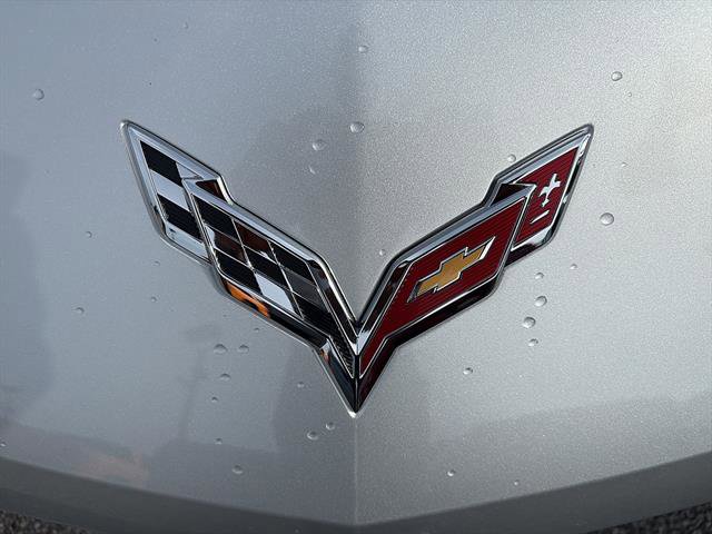 Used 2019 Chevrolet Corvette Stingray Coupe w/ Battery Protection Package RWD image 11