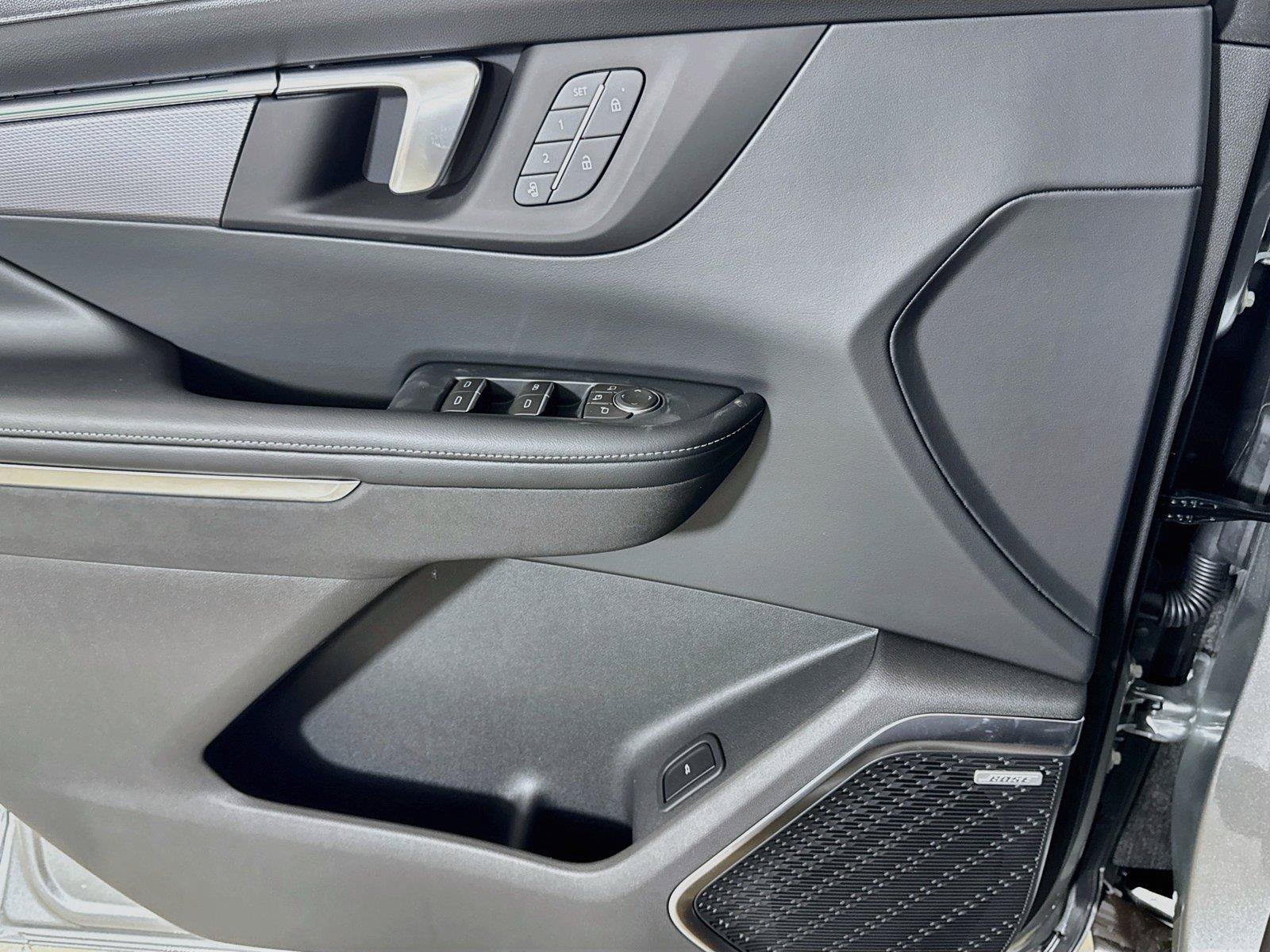 New 2027 Buick Enclave Sport Touring w/ Power Package FWD image 16