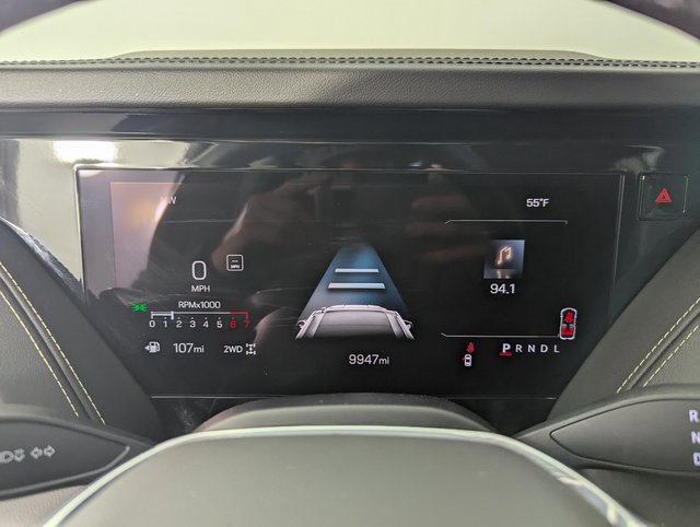 Used 2025 GMC Yukon XL Elevation image 12