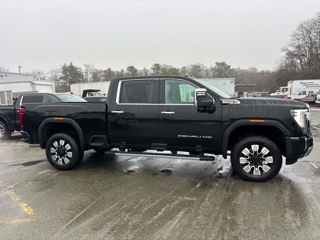 New 2026 GMC Sierra 3500 Denali w/ Denali Reserve Package image 2