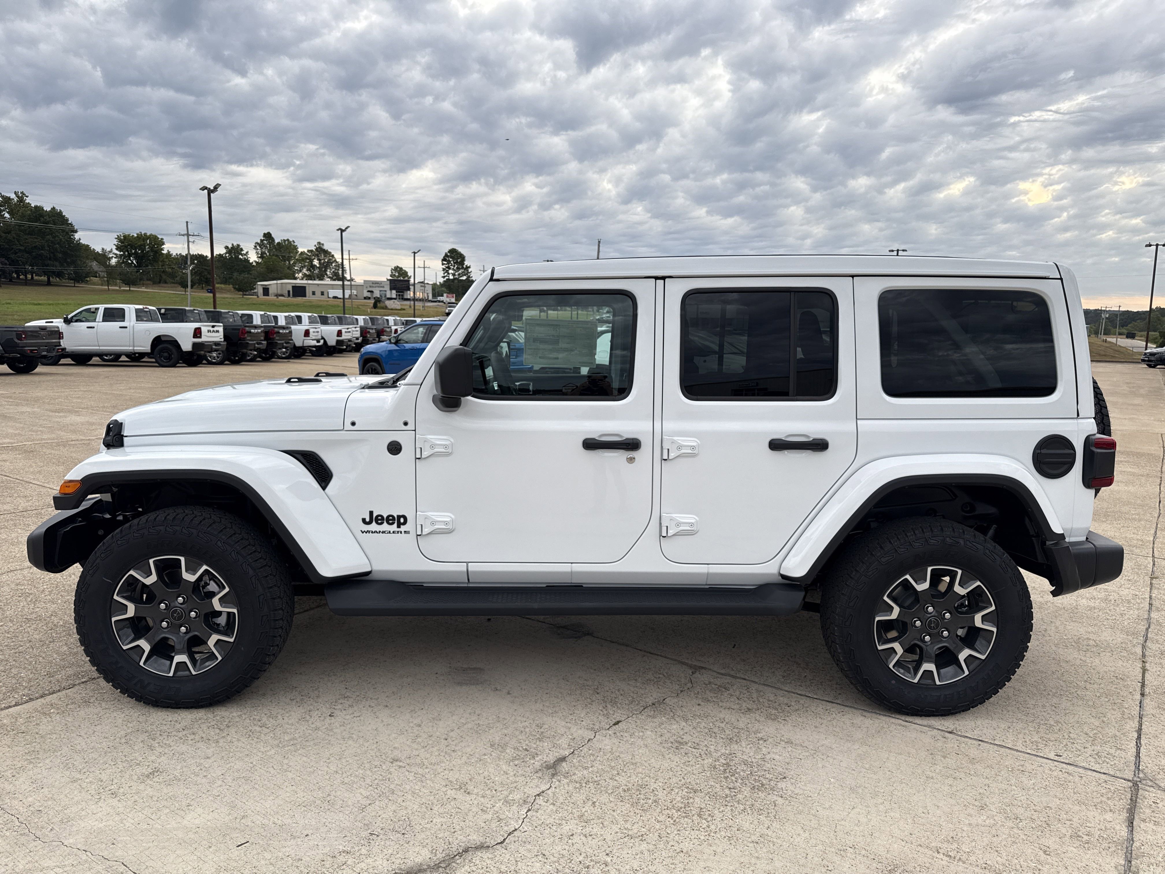 New 2025 Jeep Wrangler Sahara image 4