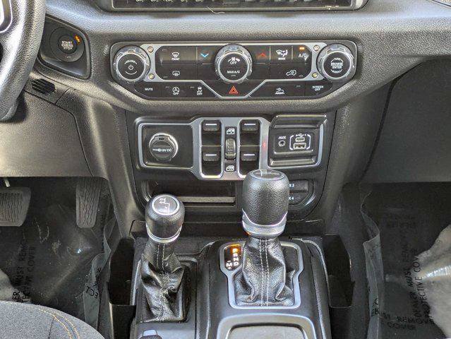 Certified 2024 Jeep Gladiator Sport AWD/4WD image 19