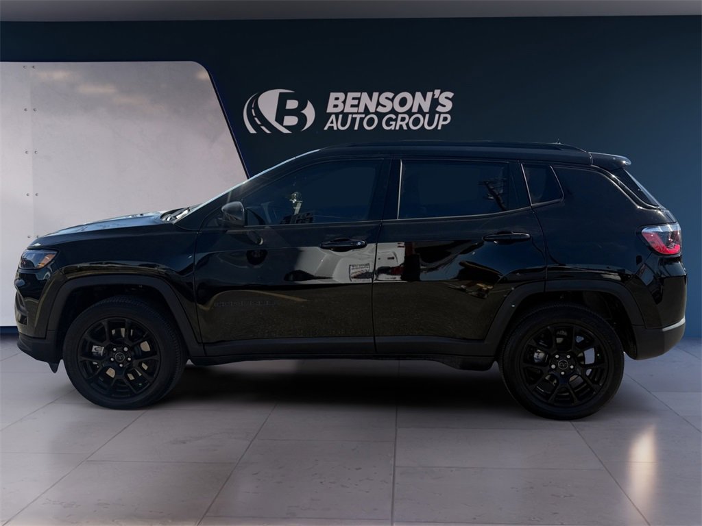 New 2026 Jeep Compass Latitude image 2