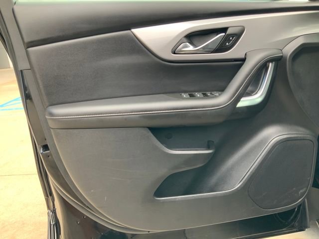 Used 2025 Chevrolet Blazer LT image 12