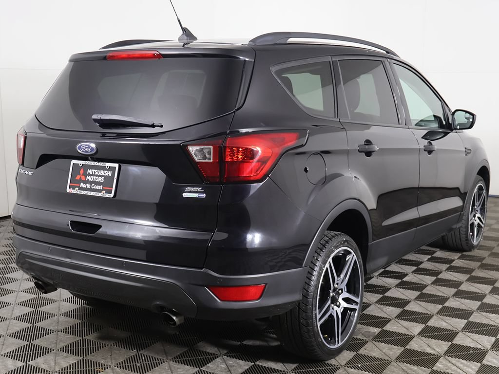 Used 2019 Ford Escape SEL AWD/4WD image 7