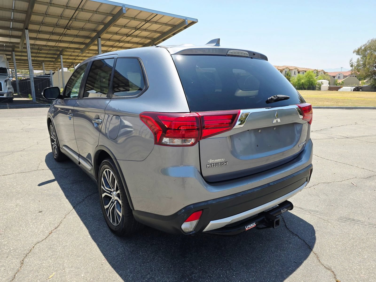 Used 2018 Mitsubishi Outlander SE FWD image 6