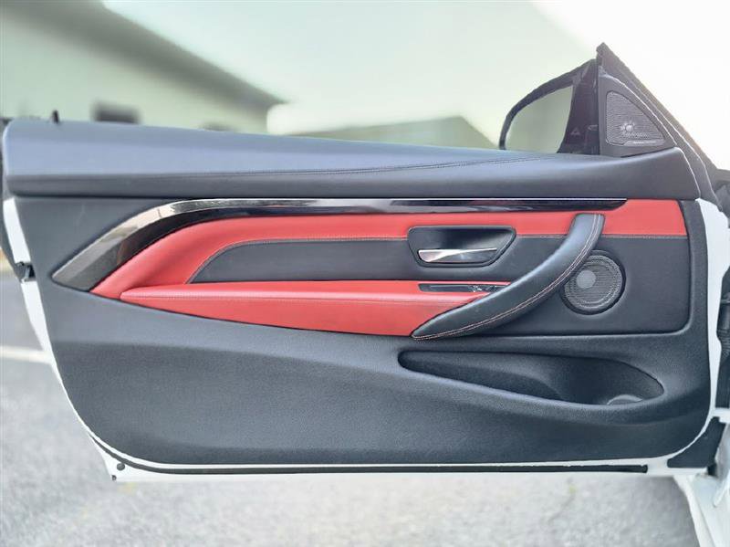 Used 2020 BMW M4 Coupe w/ Competition Package image 29