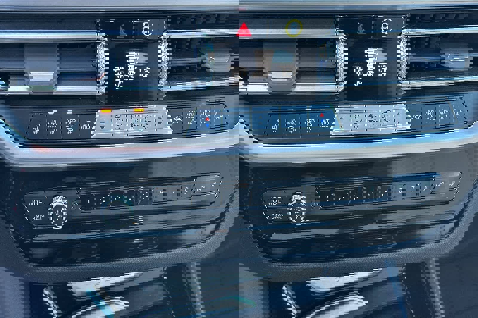 Certified 2023 BMW X3 xDrive30i w/ Premium Package image 25