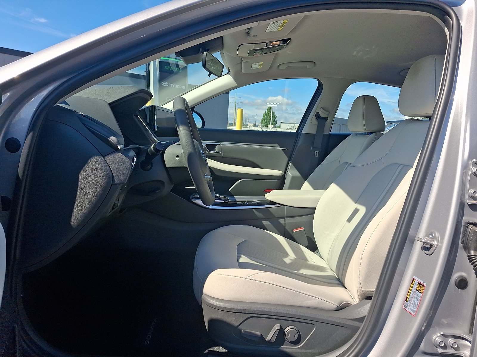 Certified 2023 Hyundai Sonata SEL FWD image 14
