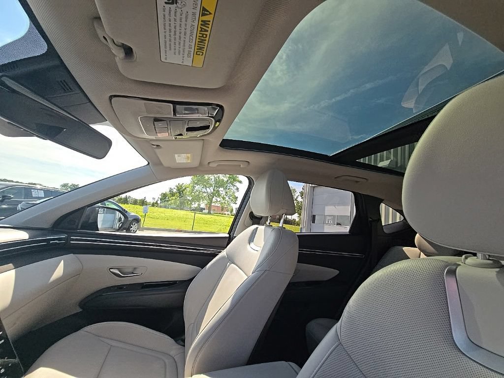 Used 2023 Hyundai Tucson Limited AWD/4WD image 15