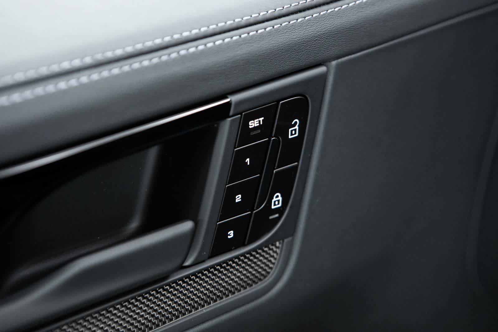 New 2026 Porsche Cayenne Turbo GT AWD/4WD image 25