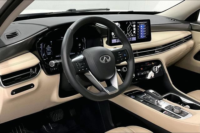 Used 2024 INFINITI QX60 Luxe AWD/4WD image 16