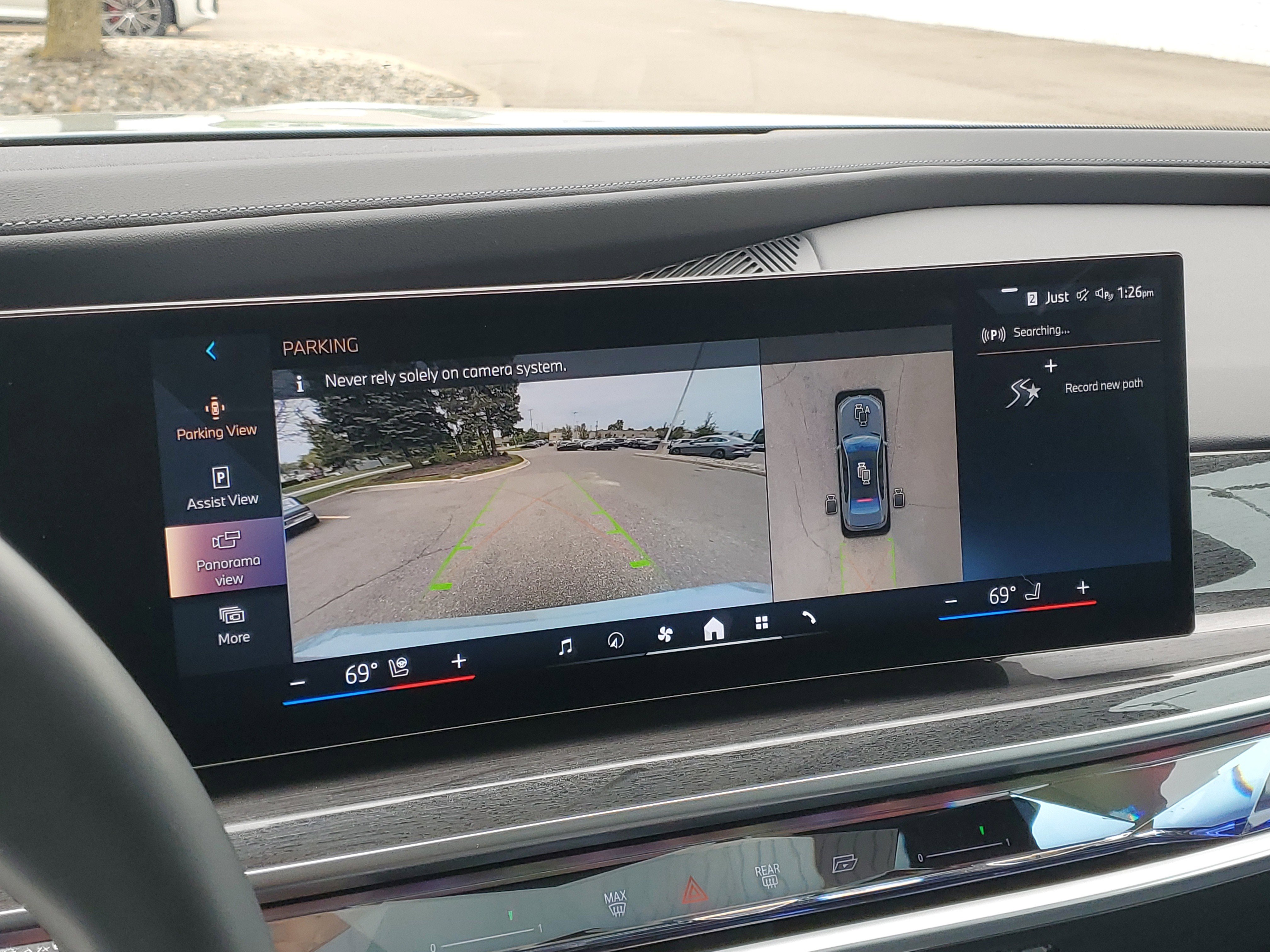 Certified 2023 BMW i7 xDrive60 AWD/4WD image 16