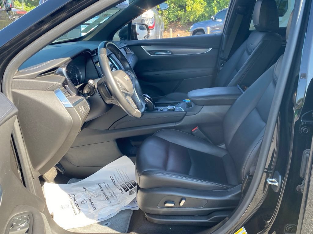 Used 2023 Cadillac XT5 Luxury FWD image 6
