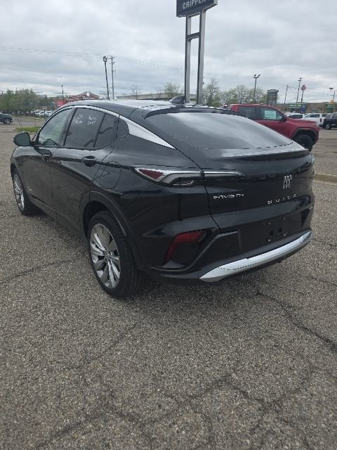 Certified 2025 Buick Envista Avenir FWD image 4