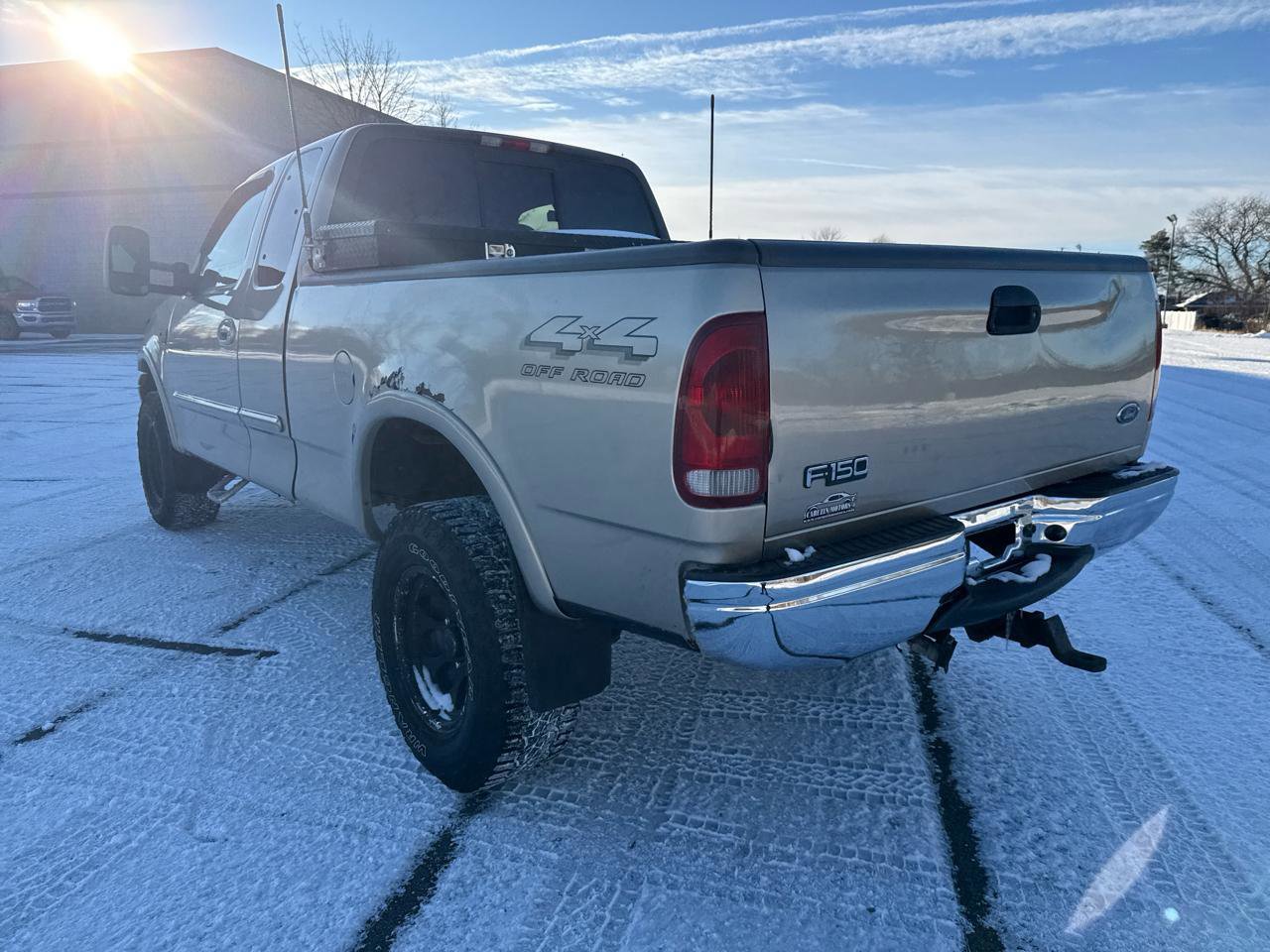 Used 2000 Ford F150 XL image 7