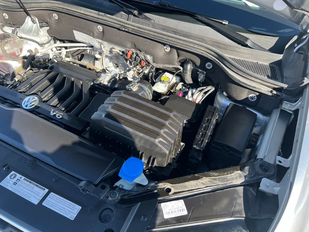 Used 2018 Volkswagen Atlas SEL w/ R-Line Package image 45