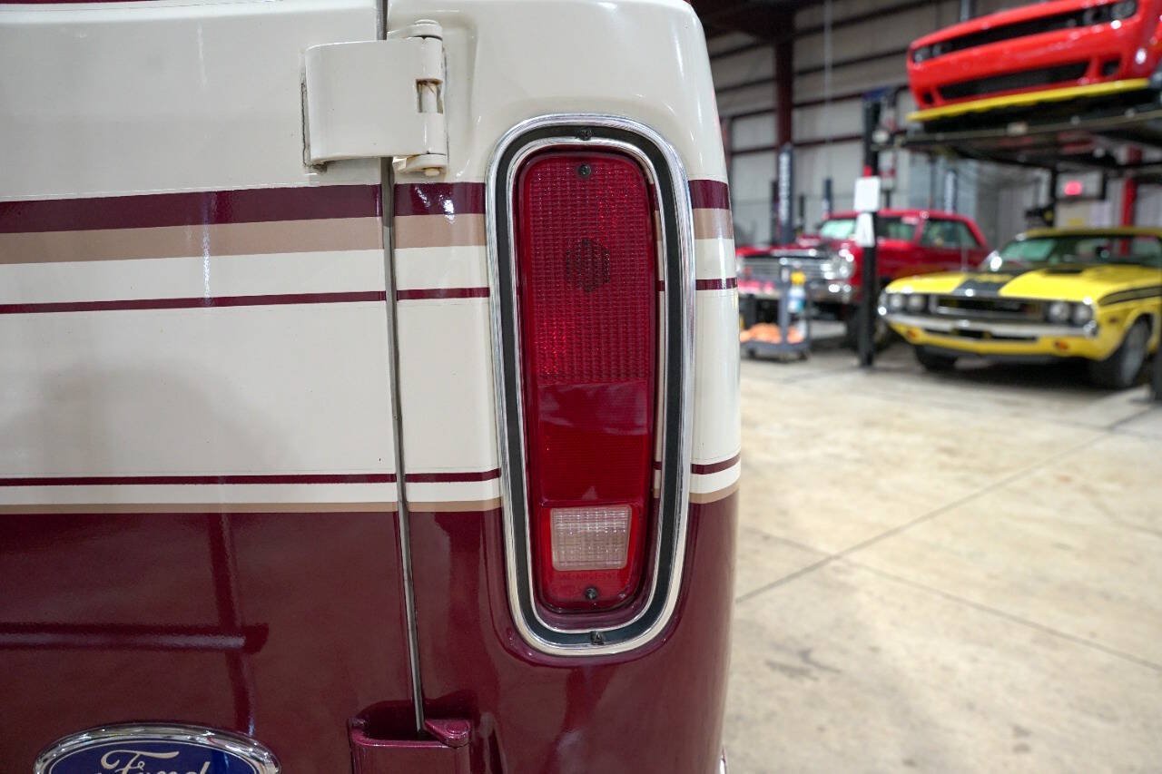 Used 1987 Ford E-150 and Econoline 150 RWD image 38