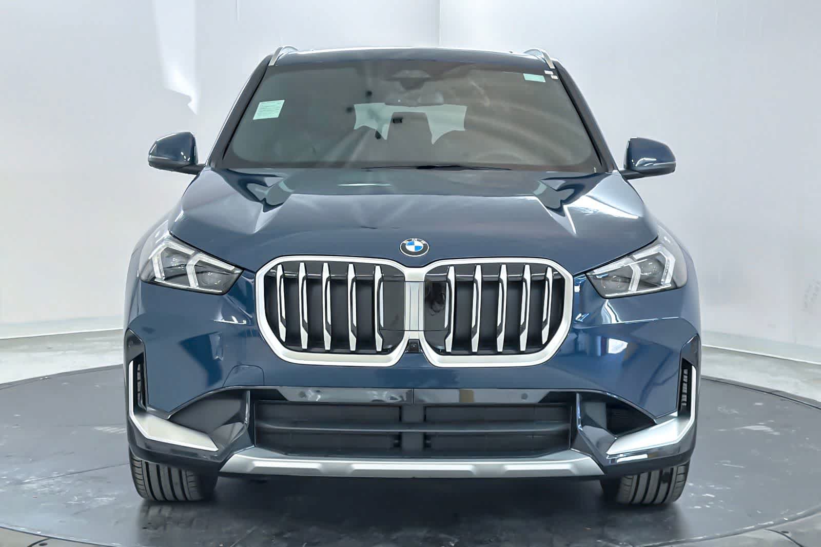 New 2026 BMW X1 xDrive28i w/ Technology Package AWD/4WD image 10