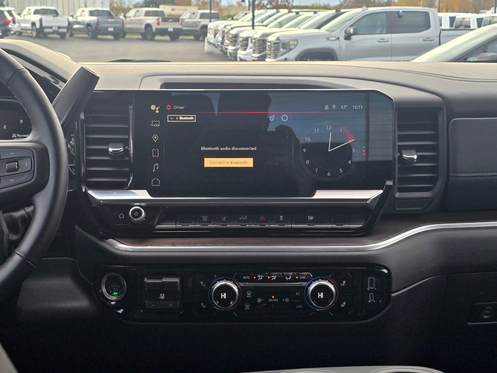 Used 2025 GMC Sierra 2500 SLT AWD/4WD image 10