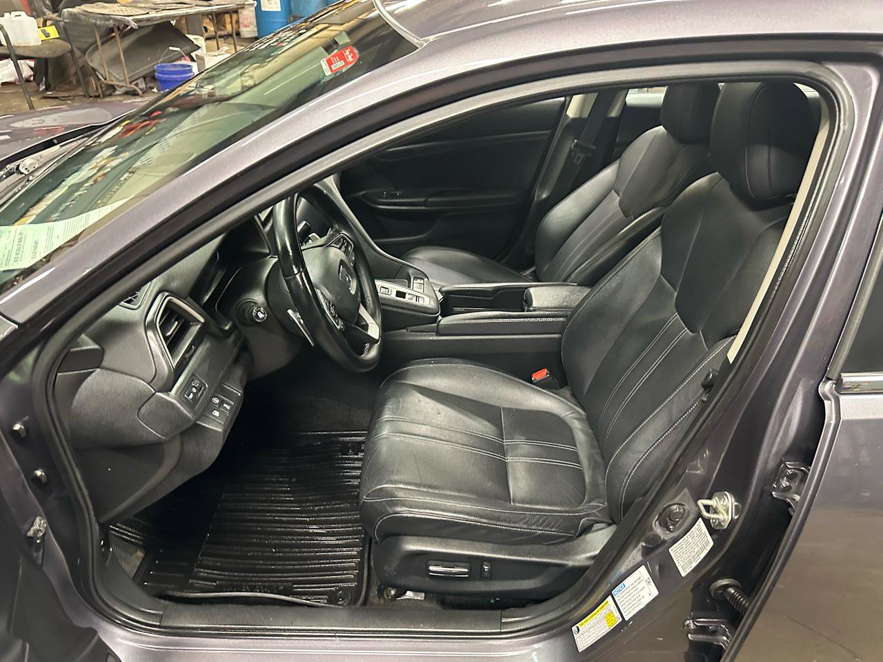 Used 2019 Honda Insight Touring image 11